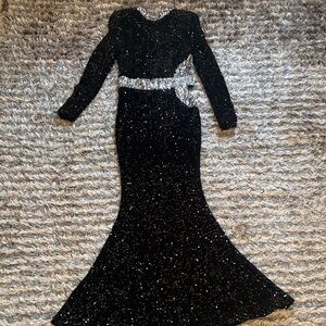 Glamorous Black Sequin Long Sleeve Dress with Silver Accents Size S NWOT